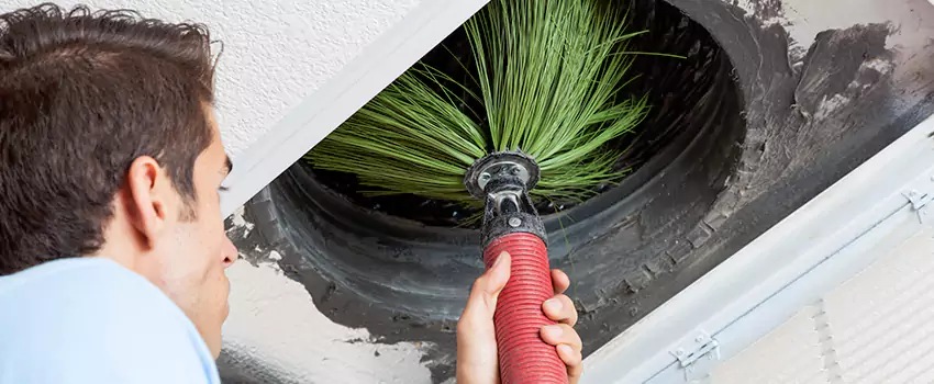 Clogged Air Duct Cleaning Process in Lakeview, QC